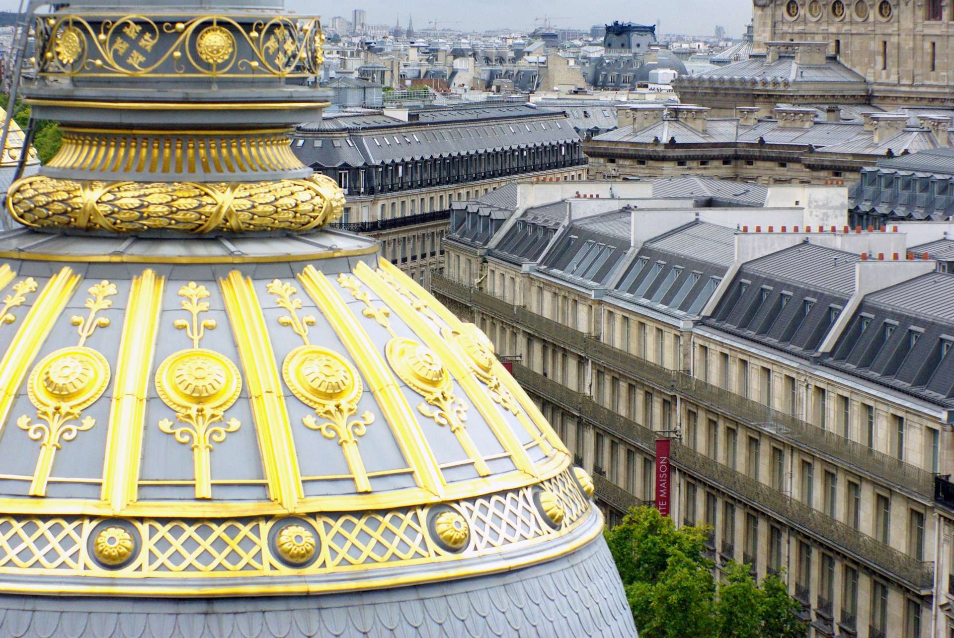 Haussmann's Paris from Printemps © French Moments